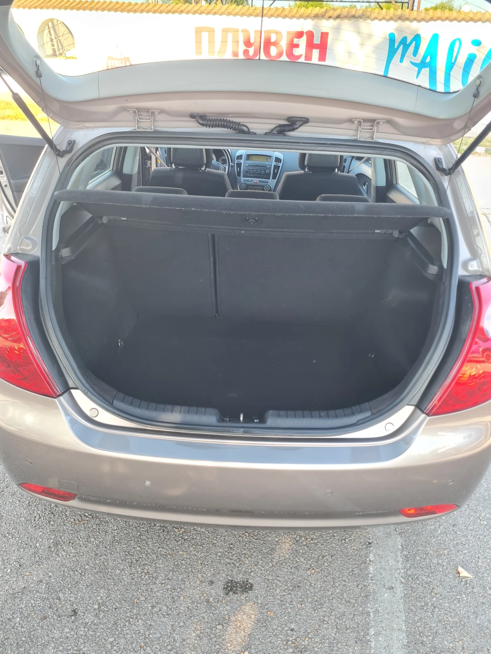 Kia Ceed 1.6куб.115к.с., снимка 10 - Автомобили и джипове - 55998977