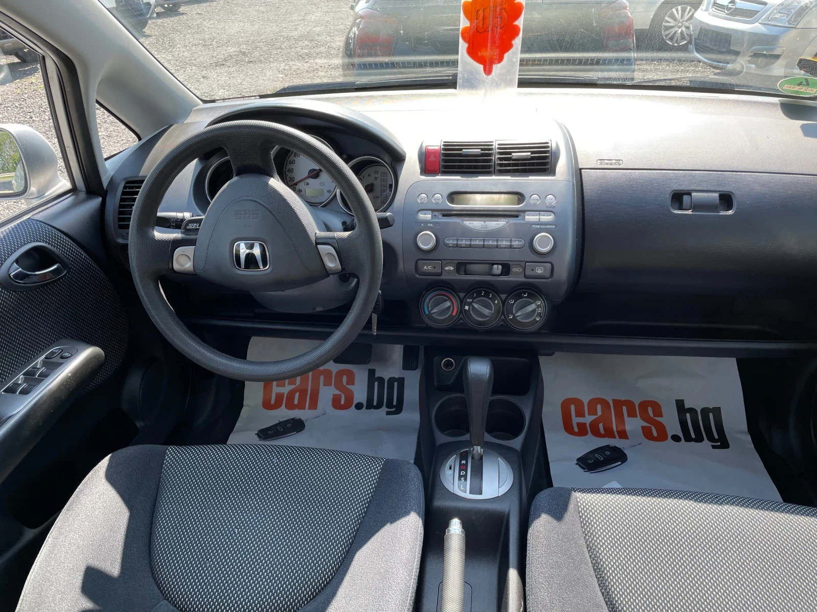 Honda Jazz 1.4, снимка 11 - Автомобили и джипове - 56039206