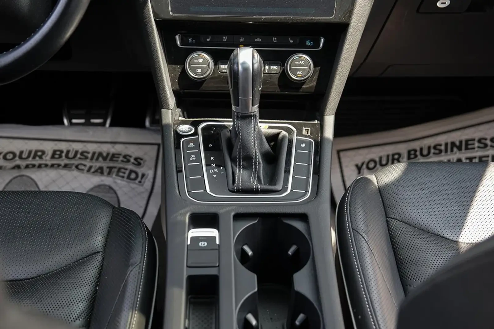 VW Arteon Execline R-LINE 4MOTION CARBON APR INTAKE NAVI, снимка 14 - Автомобили и джипове - 56221384