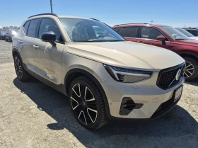 Volvo XC40 2025 Volvo XC40 ULTRA DARK THEME, снимка 2