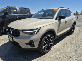 Volvo XC40 2025 Volvo XC40 ULTRA DARK THEME, снимка 1