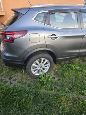 Обява за продажба на Nissan Qashqai Бензин 4х4  ~39 500 лв. - изображение 7 | Auto.bg Обява за продажба на Nissan Qashqai Бензин 4х4  ~39 500 лв. - изображение 7