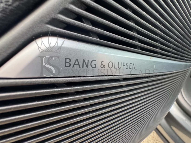 Audi RSQ8 B&O * MATRIX* PANO* CARBON* HUD* ВАКУУМ* KERAMIKA*, снимка 7 - Автомобили и джипове - 52233300