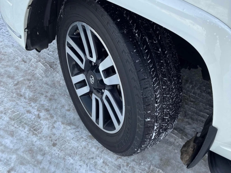 Toyota 4runner * SR5 * CARFAX * БЕЗ ПЪРВОНАЧАЛНА ВНОСКА, снимка 7 - Автомобили и джипове - 53070470