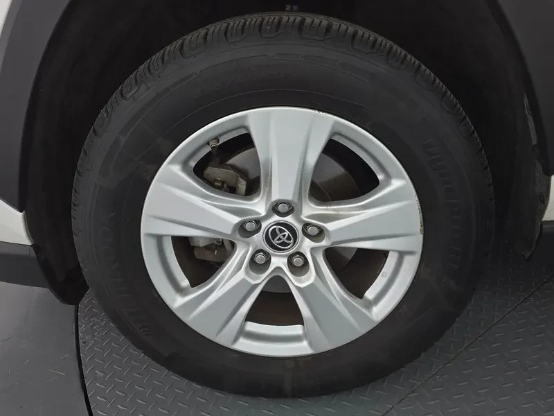 Toyota Rav4 2.5 2Wd, снимка 5 - Автомобили и джипове - 55702253