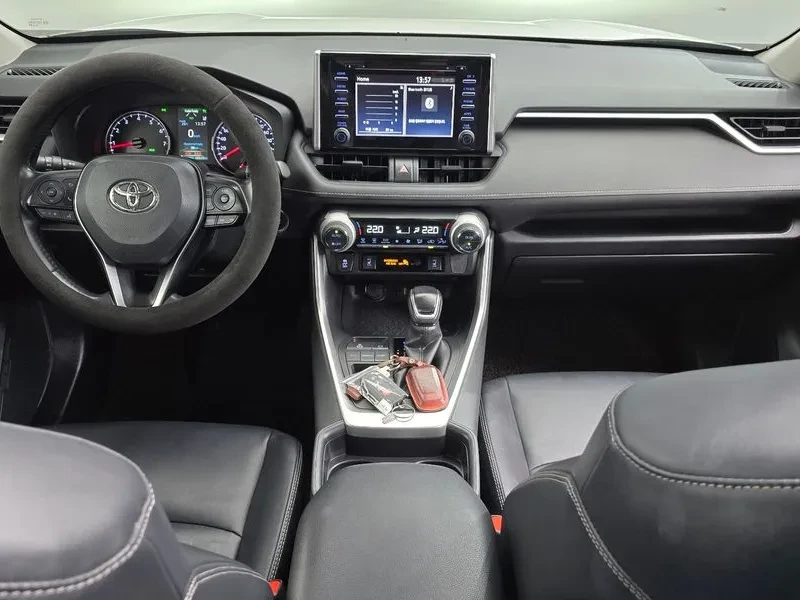 Toyota Rav4 2.5 2Wd, снимка 7 - Автомобили и джипове - 55702253