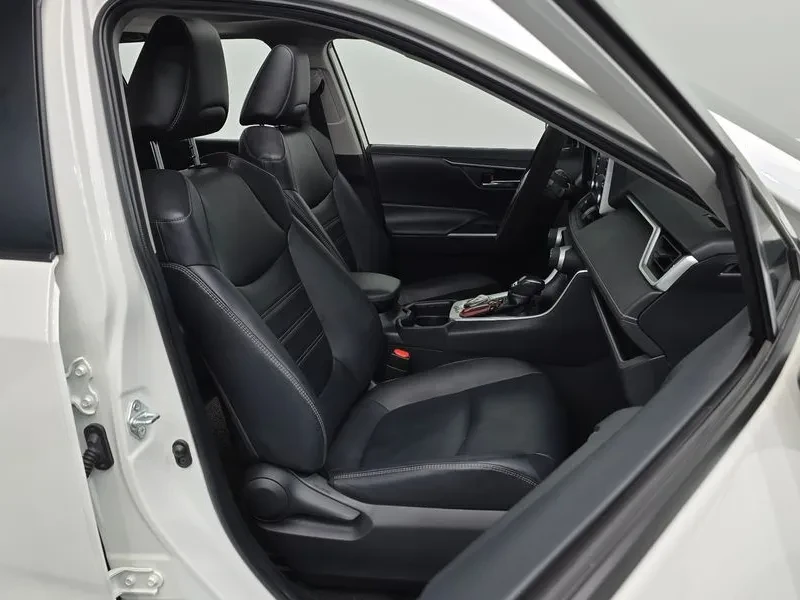 Toyota Rav4 2.5 2Wd, снимка 11 - Автомобили и джипове - 55702253