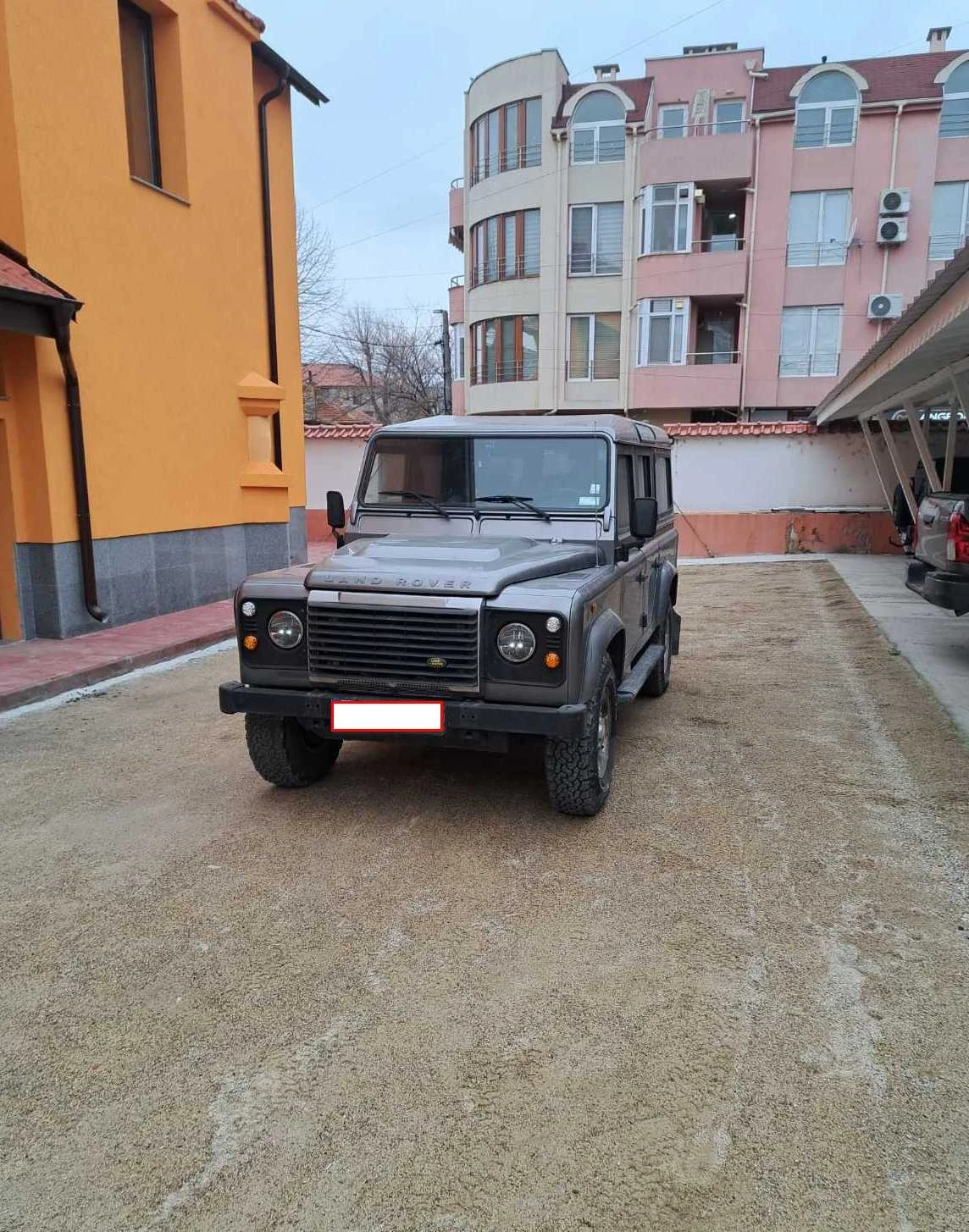 Land Rover Defender 110, снимка 1