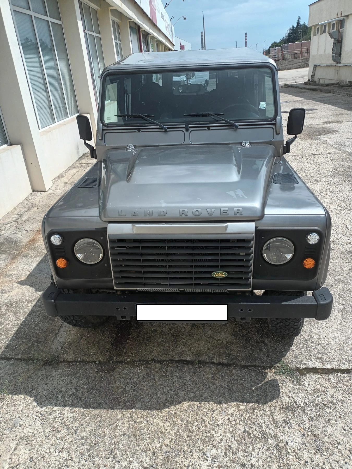 Land Rover Defender 110, снимка 2 - Автомобили и джипове - 44837708
