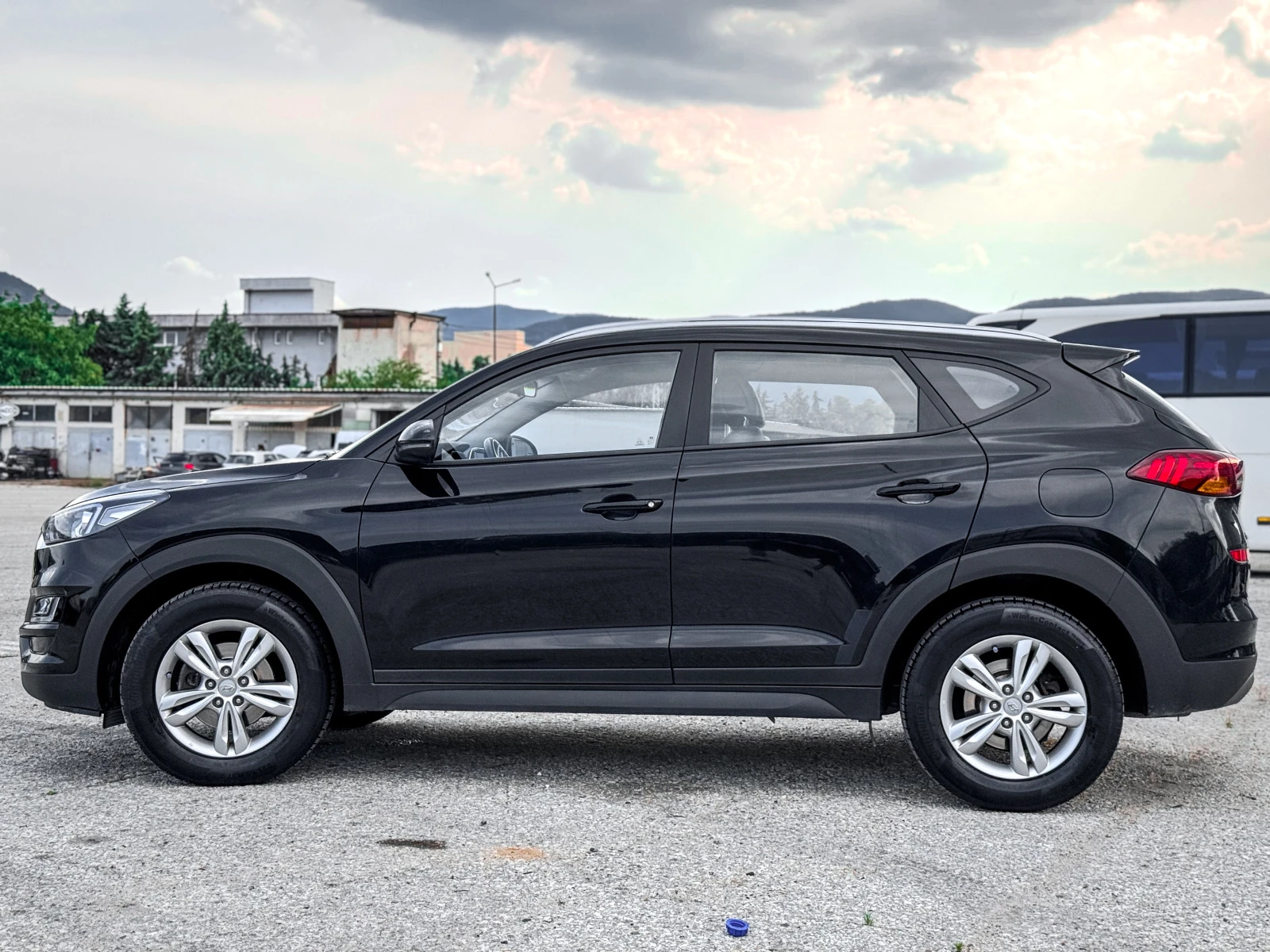 Hyundai Tucson 1.6 CRDI 4X4 H TRAC - изображение 4