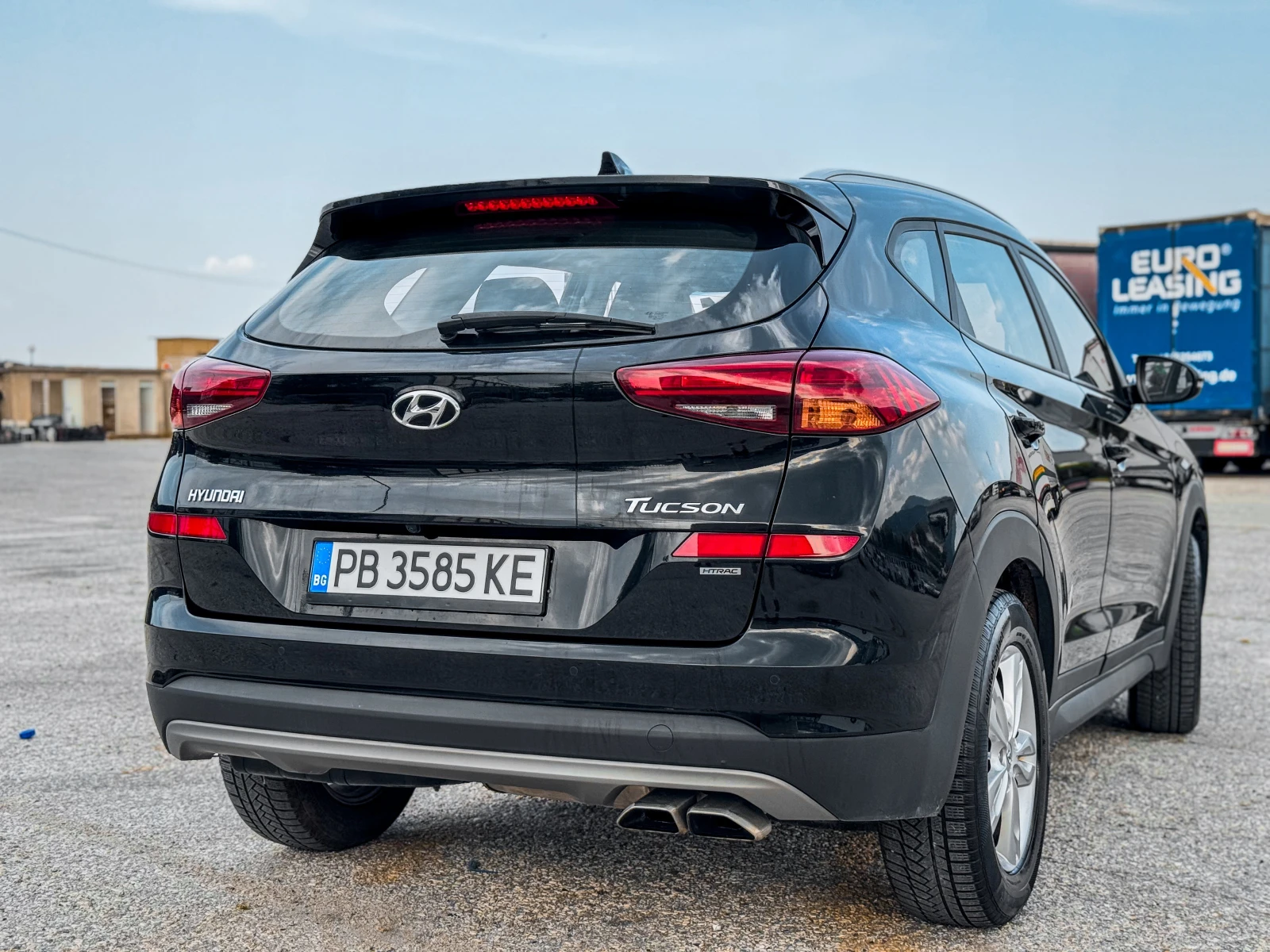 Hyundai Tucson 1.6 CRDI 4X4 H TRAC - изображение 3