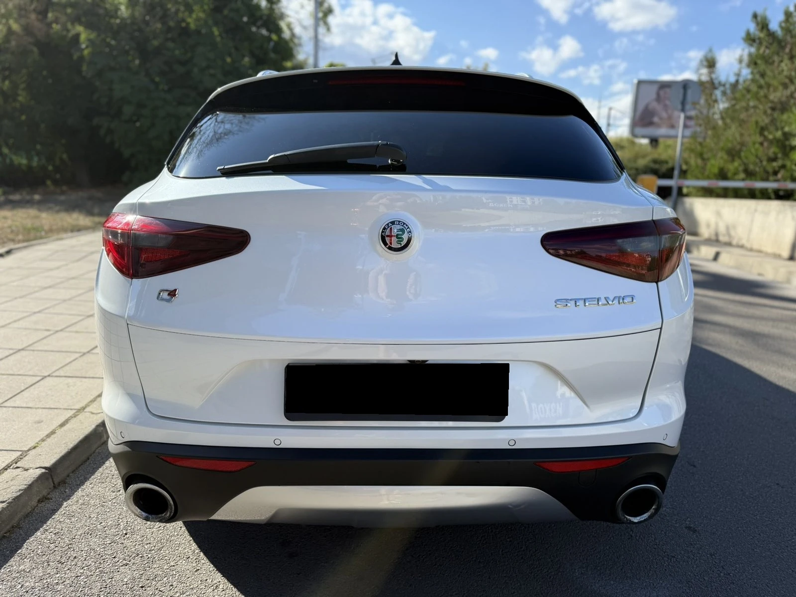 Alfa Romeo Stelvio 2.0t Q4 - изображение 7