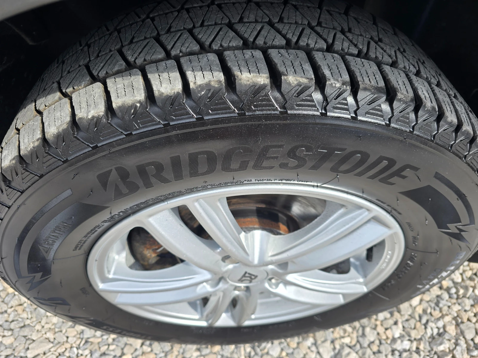 Ford Kuga 2.0DCI 4X4 KLIMATRON, снимка 16 - Автомобили и джипове - 53997049