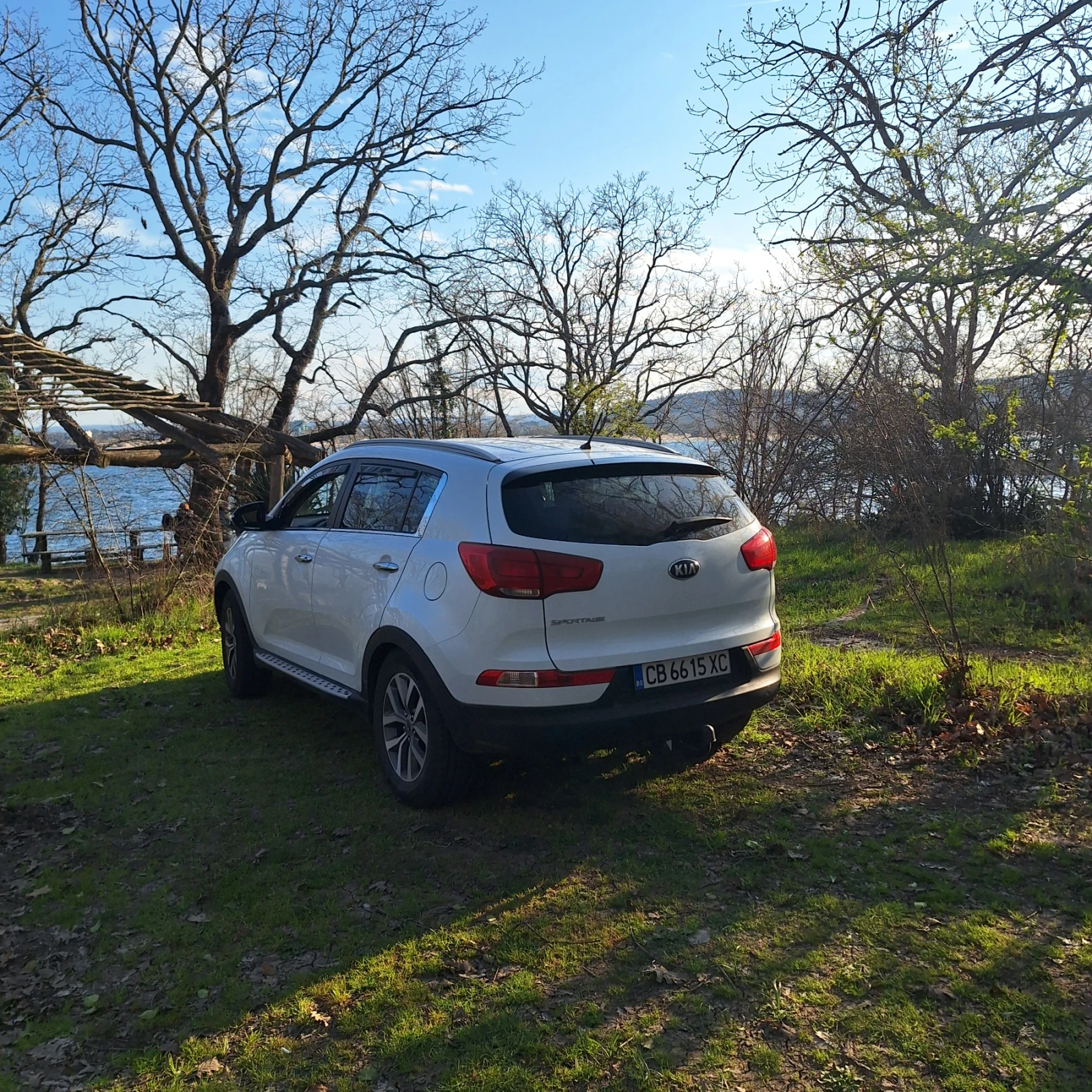 Kia Sportage 1600 ECO GAZ, снимка 3 - Автомобили и джипове - 54203942