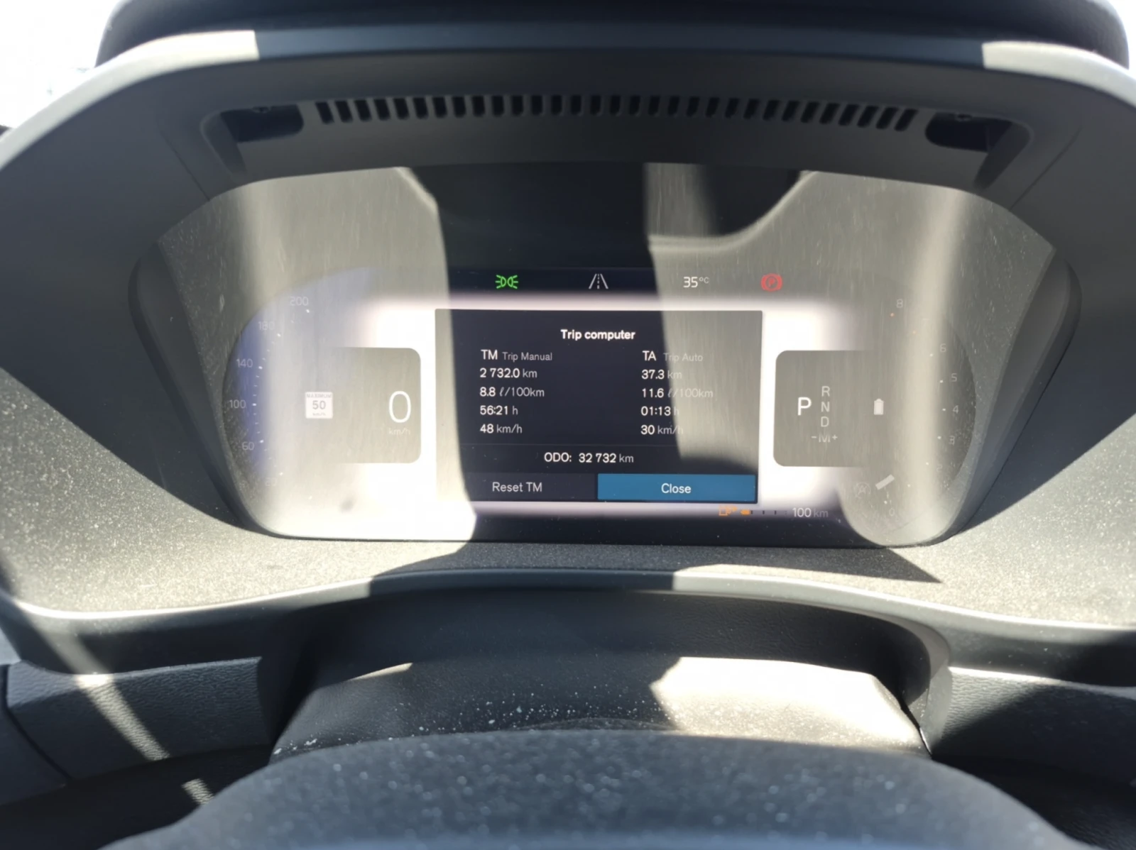 Volvo XC40 2025 Volvo XC40 ULTRA DARK THEME, снимка 6 - Автомобили и джипове - 54834027