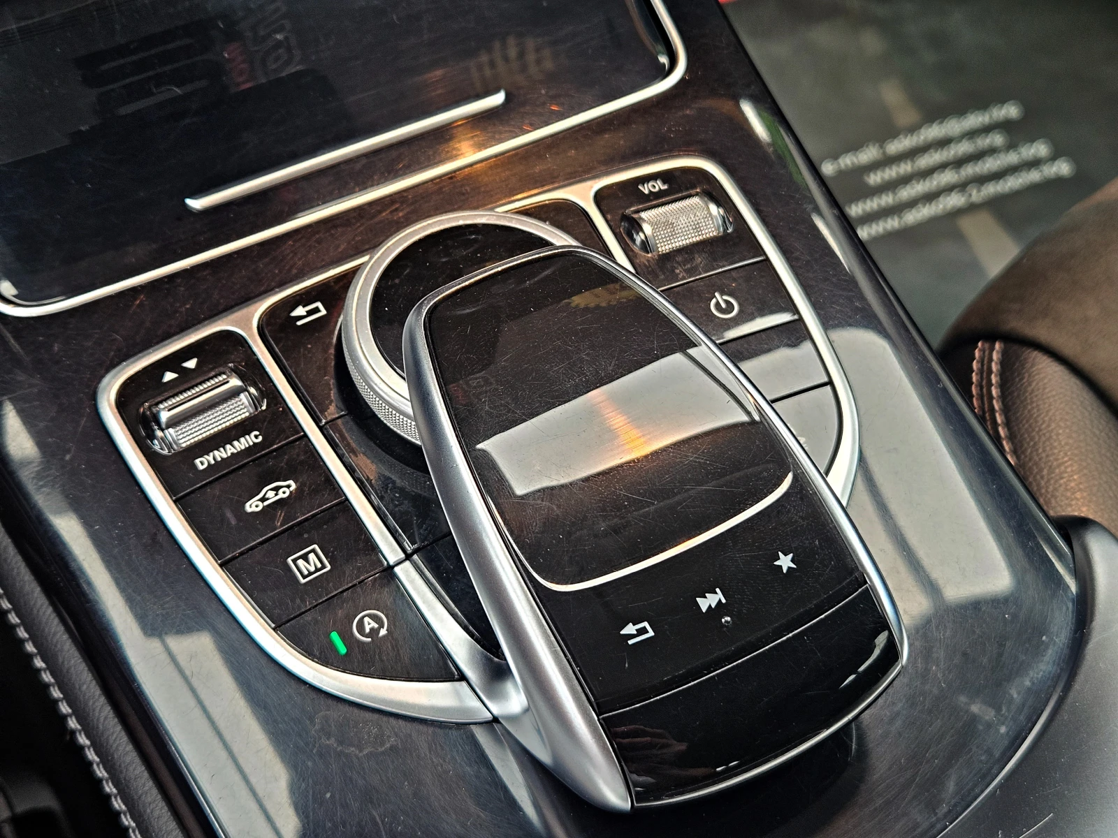 Mercedes-Benz GLC 250 AMG/GERMANY/9G TRON/CAMERA/BURMESTER/AIRMATIC/LIZI, снимка 12 - Автомобили и джипове - 54856432