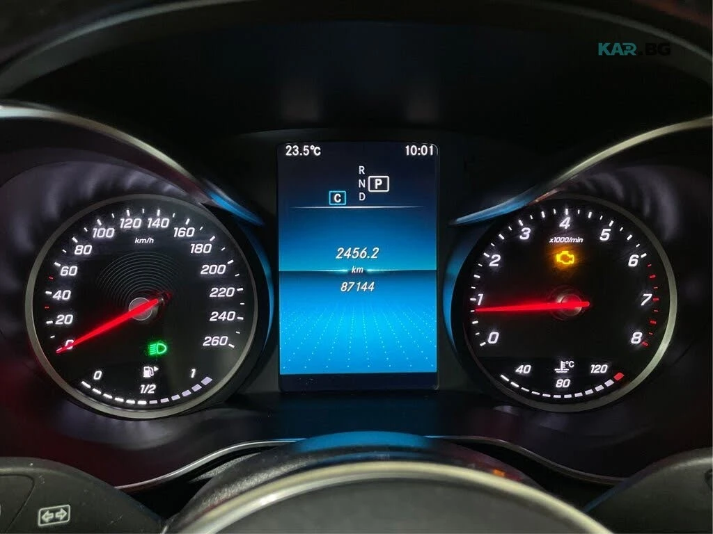 Mercedes-Benz GLC АвтоКредит* (ЦЕНА ДО БГ), снимка 11 - Автомобили и джипове - 55002908