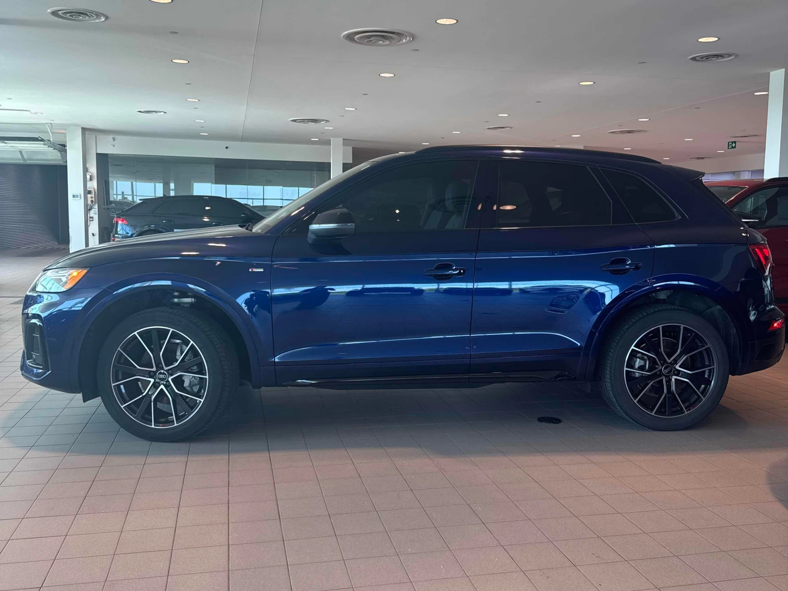 Audi Q5 * Progressiv * CARFAX * ЦЕНА ДО БГ, снимка 2 - Автомобили и джипове - 55806763