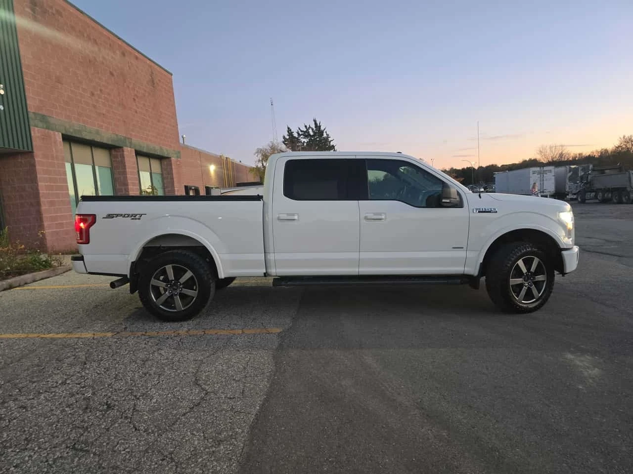 Ford F150 * 4WD SuperCrew * CARFAX * ��� ������������ ������ | Mobile.bg � ����������� 3