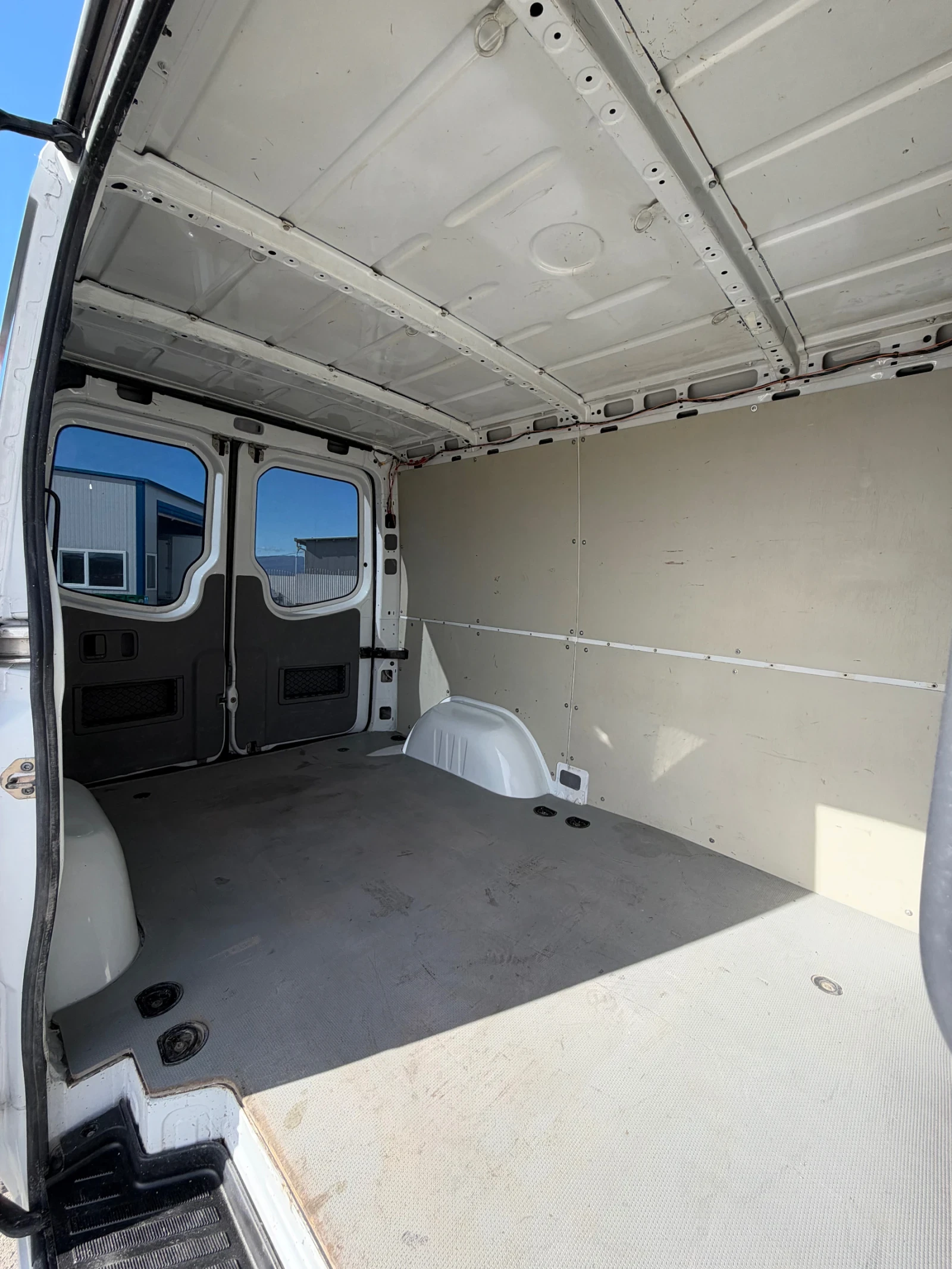 Mercedes-Benz Sprinter ОМ646  Климатроник  L1H1, снимка 10 - Бусове и автобуси - 56679591