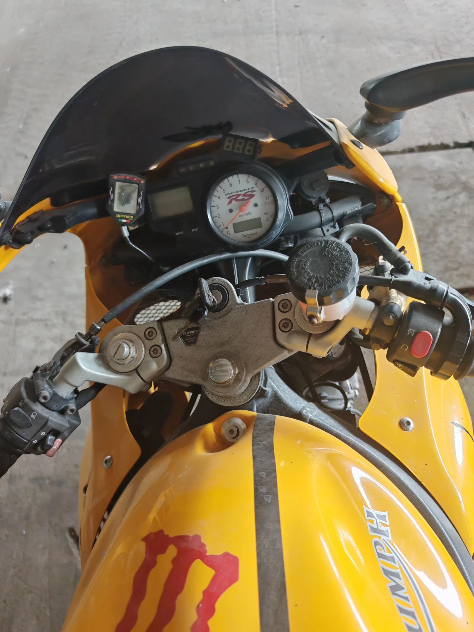 Triumph Sprint, снимка 3 - Мотоциклети и мототехника - 54735407