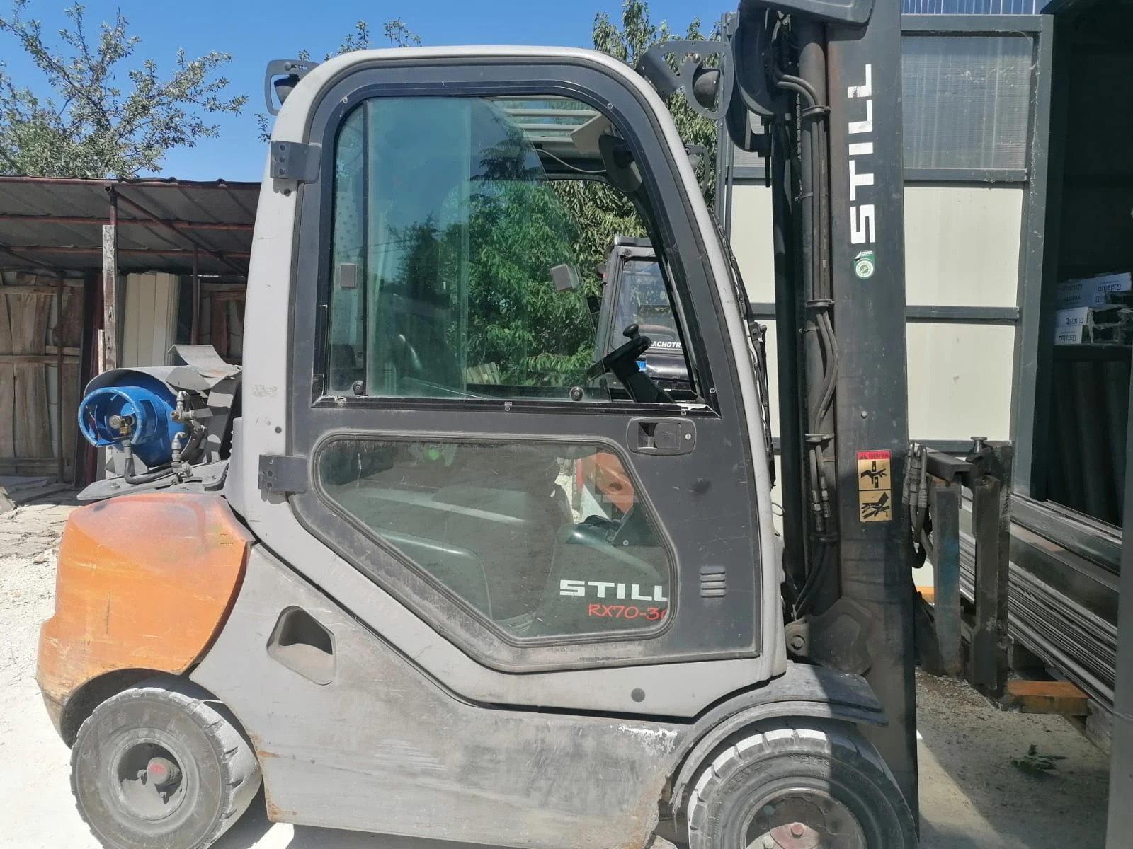 ������� Still | Mobile.bg � ����������� 1