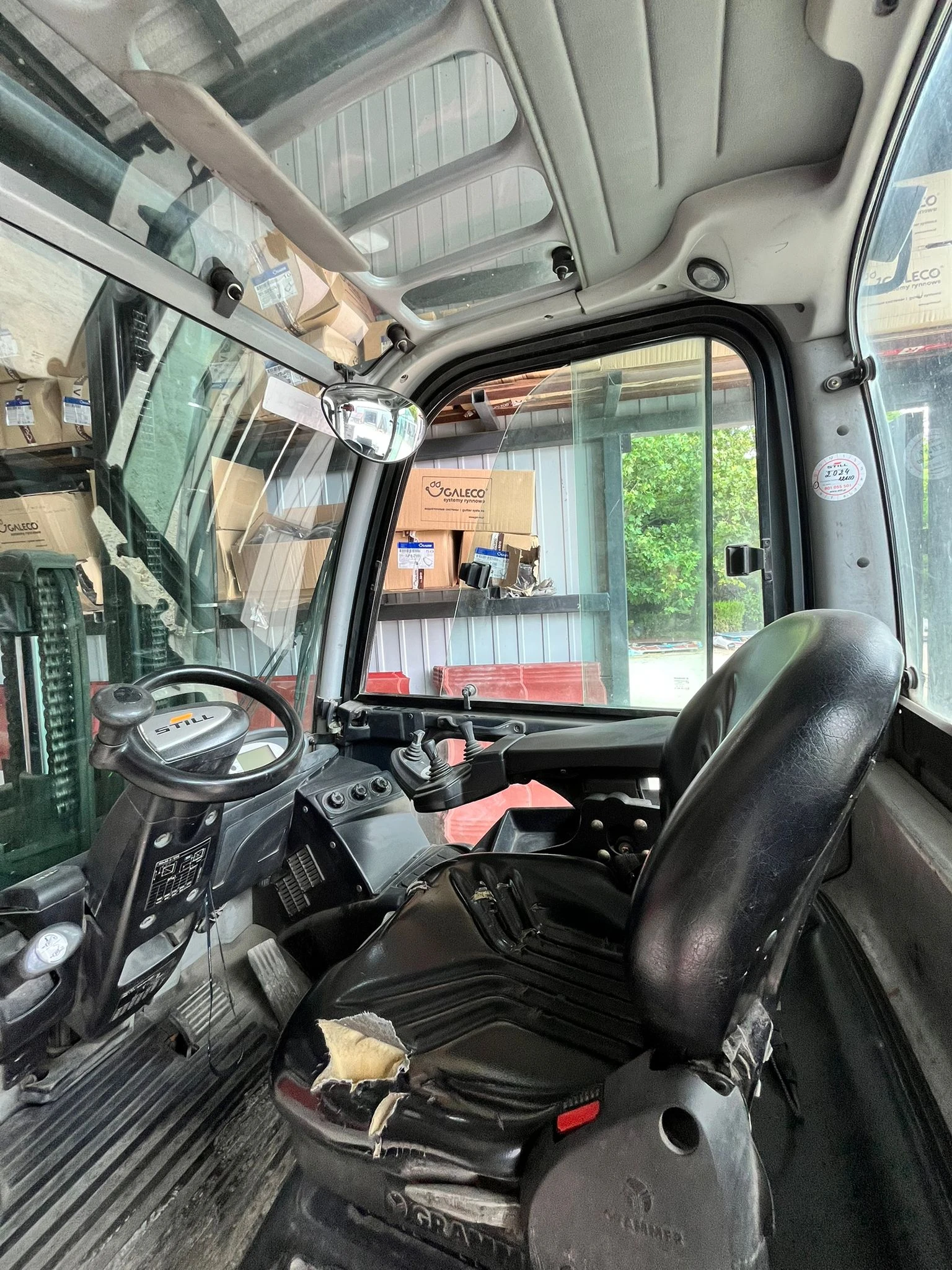 ������� Still | Mobile.bg � ����������� 6