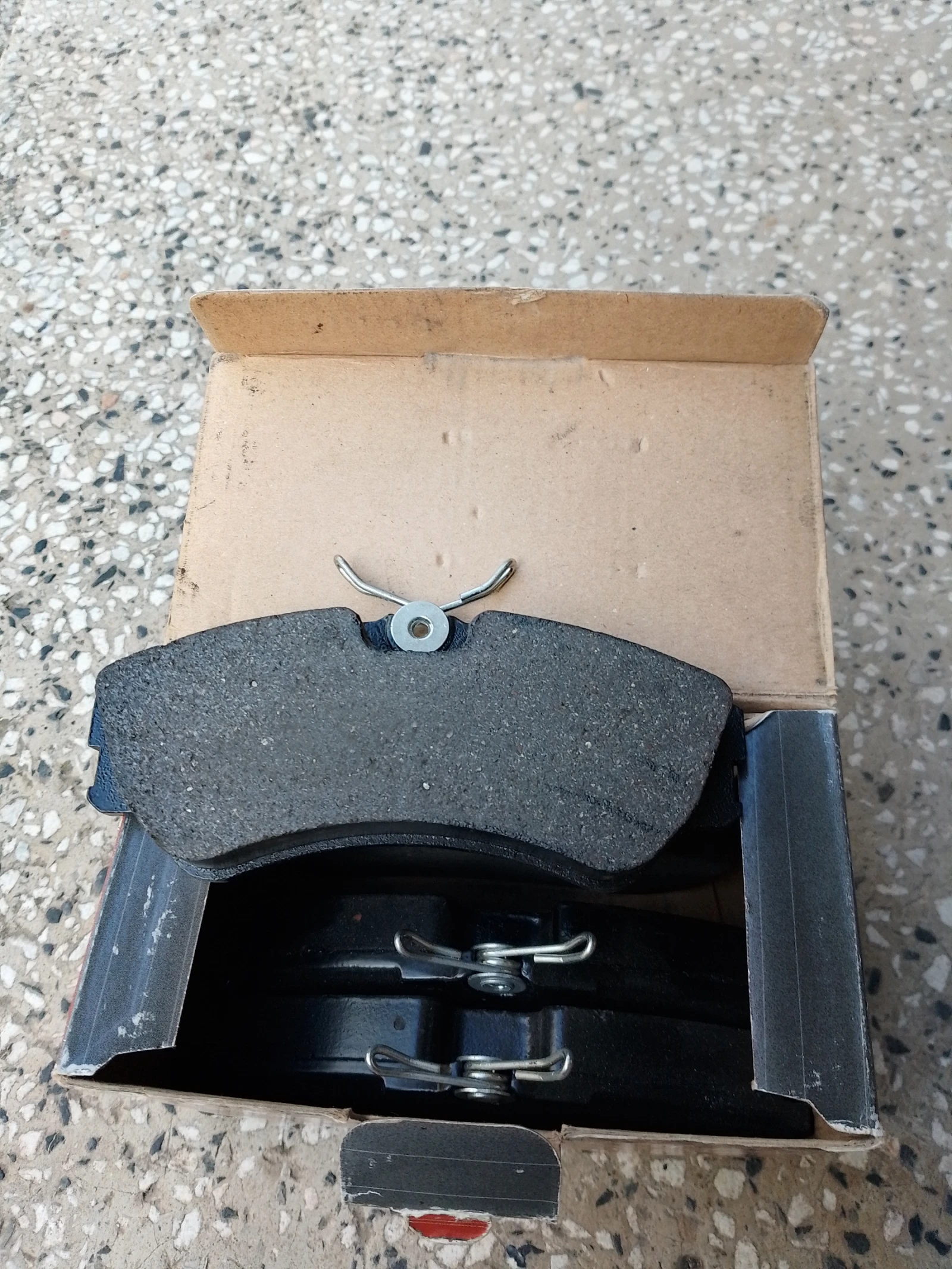 Предни накладки за Транспортер Т-4, снимка 5 - Части - 54171952