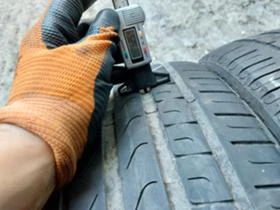 Гуми Летни 245/40R18, снимка 4