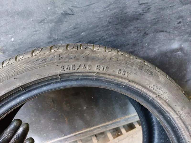 Гуми Летни 245/40R18, снимка 7 - Гуми и джанти - 37110486