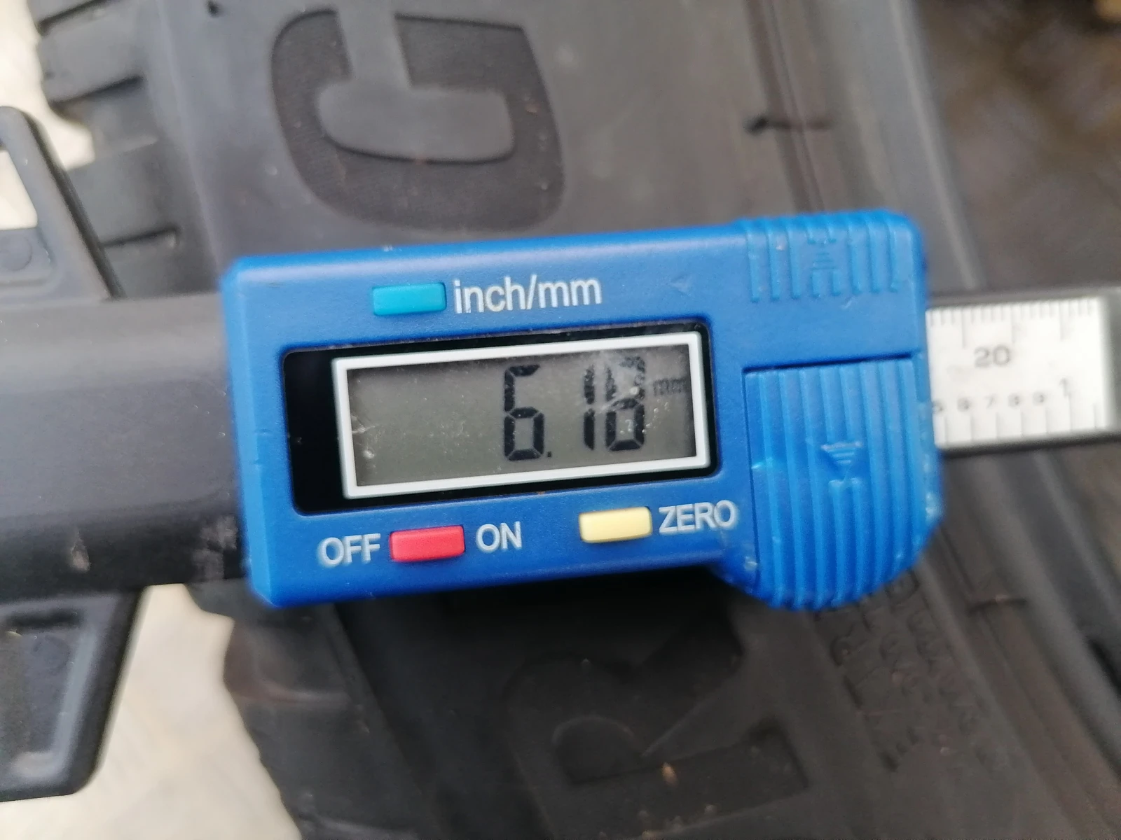  215/55R17 | Mobile.bg   6