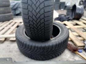 Гуми Зимни 215/55R17, снимка 2 - Гуми и джанти - 52731320