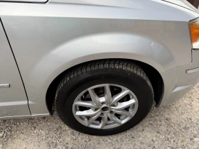 Chrysler Gr.voyager 2.8 D 7 МЕСТА !! АВТОМАТ !! НАВИ !!, снимка 16