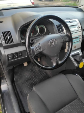 Toyota Corolla verso, снимка 5