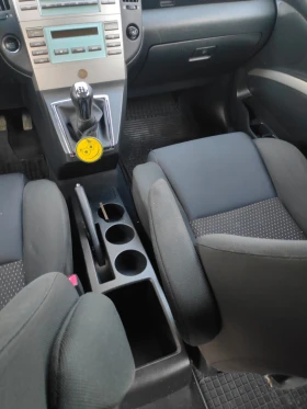 Toyota Corolla verso, снимка 2