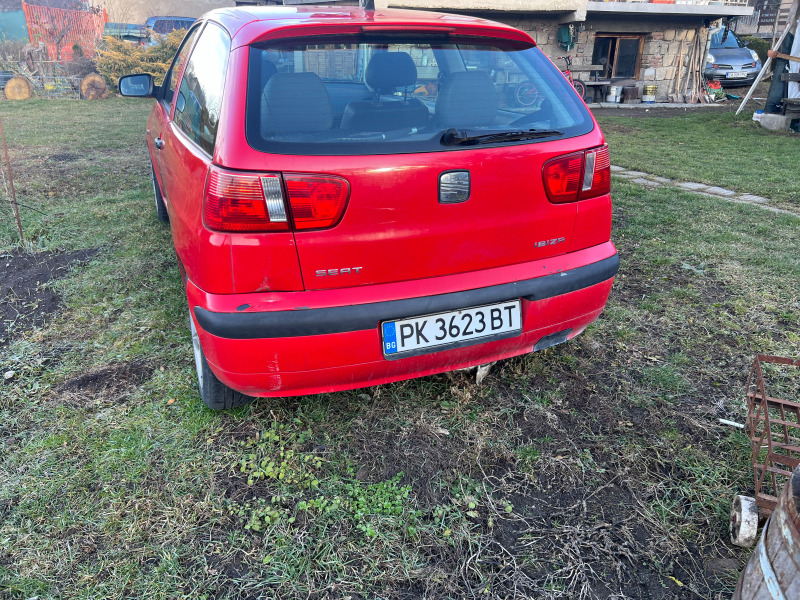 Seat Ibiza 1.4, снимка 3 - Автомобили и джипове - 46128389