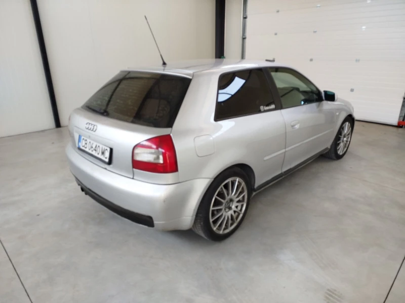 Audi A3 1.8T, снимка 6 - Автомобили и джипове - 48166354