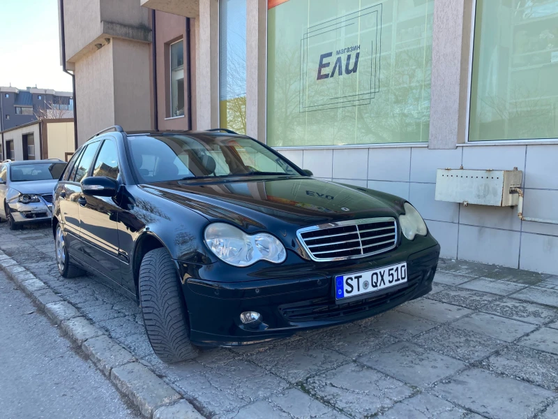 Mercedes-Benz C 220 2.2 CDI, снимка 1 - Автомобили и джипове - 48586449