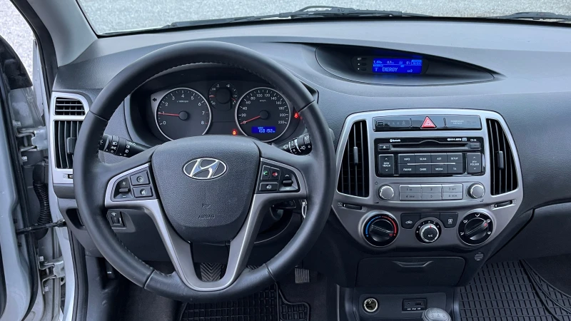 Hyundai I20 1.25 EURO 5, снимка 7 - Автомобили и джипове - 49318452