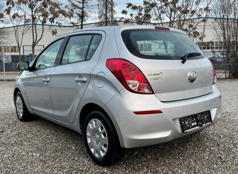 Hyundai I20 1.25 EURO 5, снимка 5 - Автомобили и джипове - 49318452