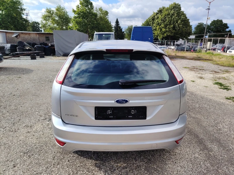 Ford Focus 1.6i 115кс. LPG, снимка 7 - Автомобили и джипове - 50489759