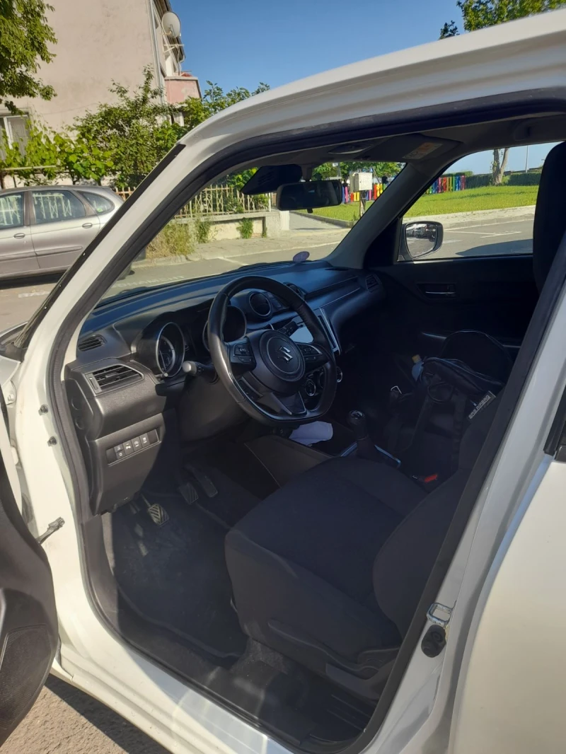 Suzuki Swift Hybrid 4x4 AllGrip, снимка 3 - Автомобили и джипове - 52850738