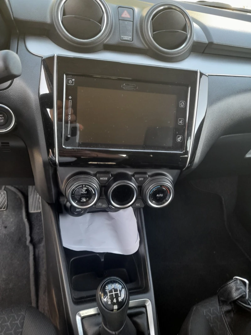 Suzuki Swift Hybrid 4x4 AllGrip, снимка 9 - Автомобили и джипове - 52850738