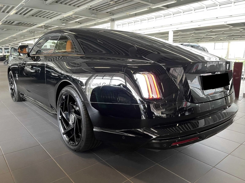 Rolls-Royce Spectre BLACK BADGE, снимка 4 - Автомобили и джипове - 51508541