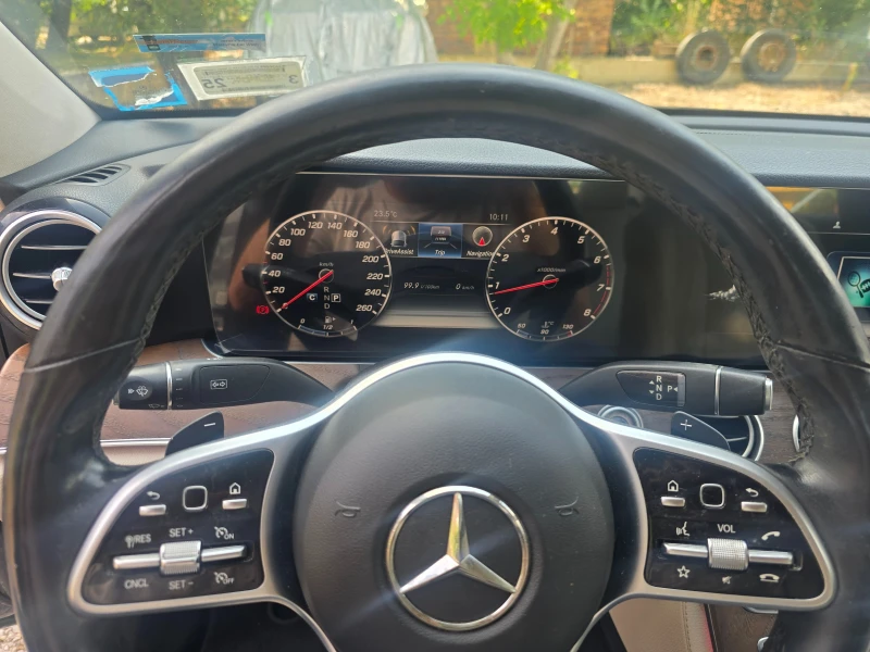Mercedes-Benz E 300 4 Matic, снимка 6 - Автомобили и джипове - 52313980