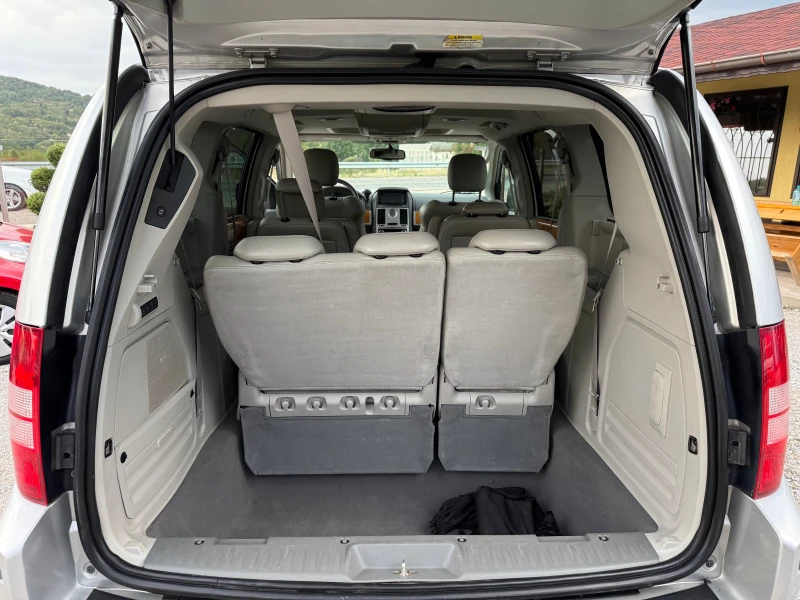 Chrysler Gr.voyager 2.8 D 7 МЕСТА !! АВТОМАТ !! НАВИ !!, снимка 15 - Автомобили и джипове - 51550110