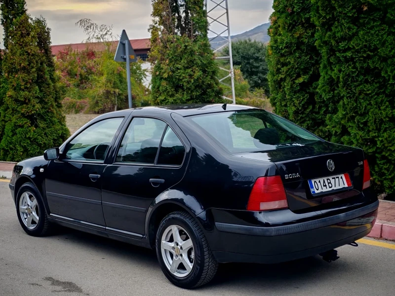 VW Bora 1.9TDI(101)* FACELIFT* НОВ ВНОС* , снимка 4 - Автомобили и джипове - 51859633