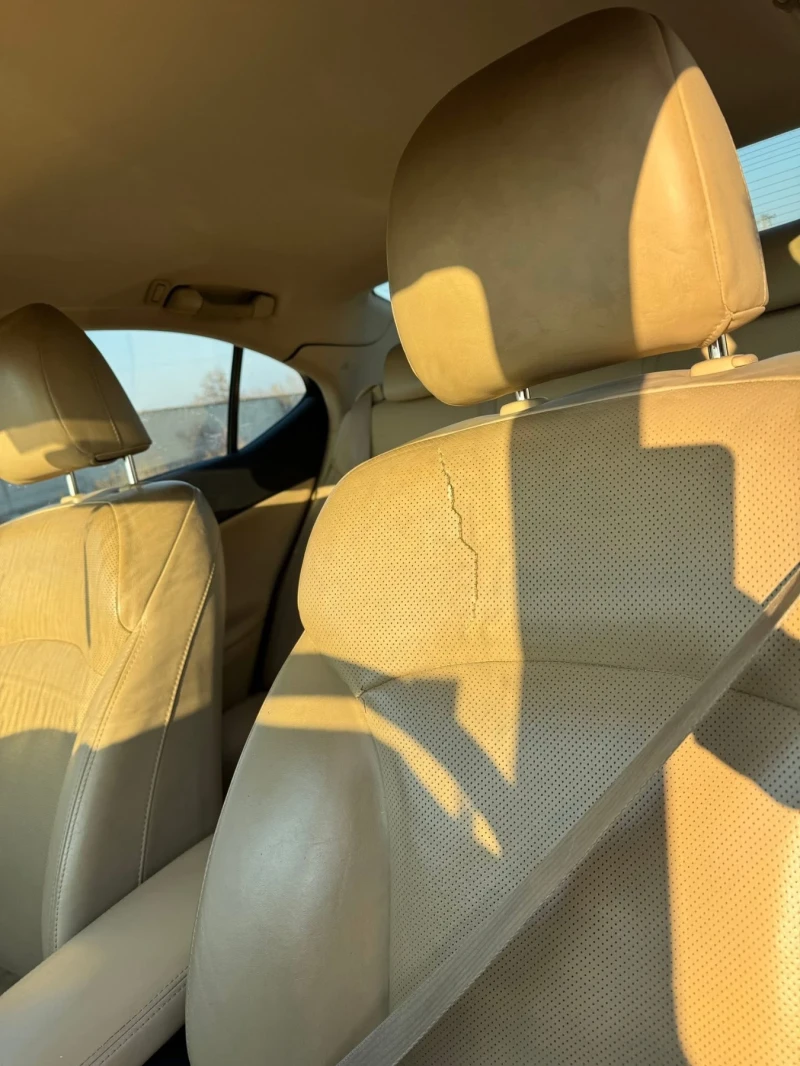 Lexus IS 220d 220d, снимка 12 - Автомобили и джипове - 52540771