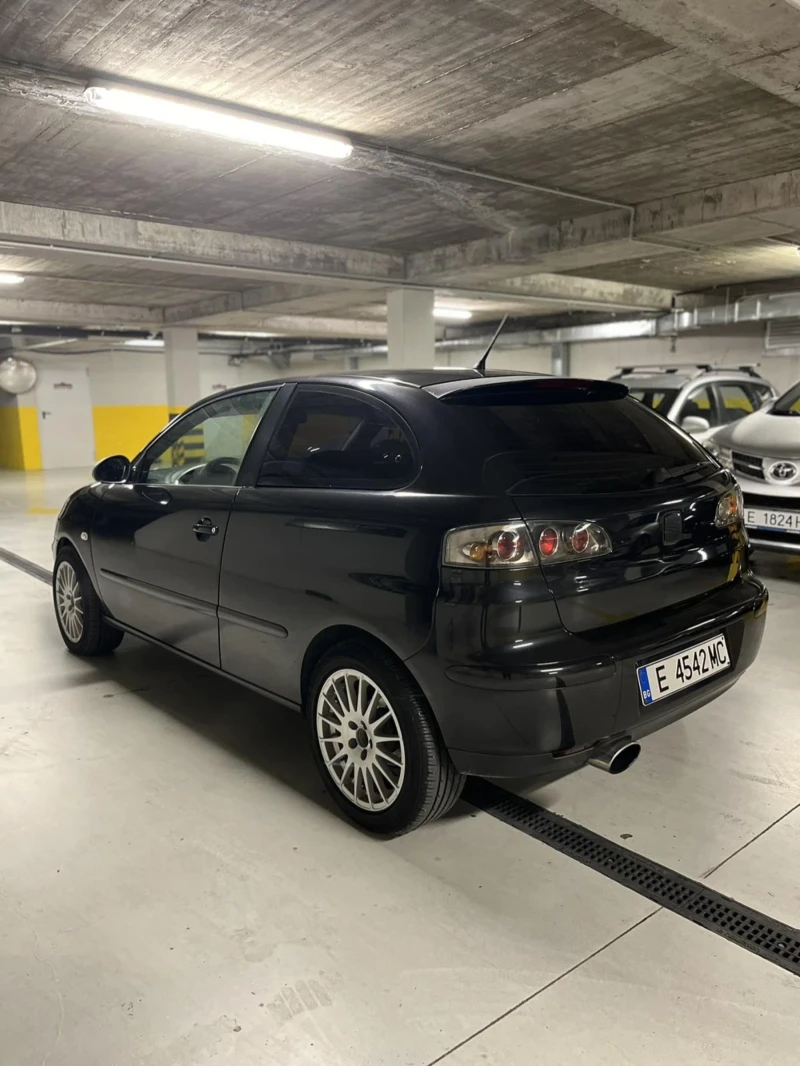 Seat Ibiza, снимка 2 - Автомобили и джипове - 52836467