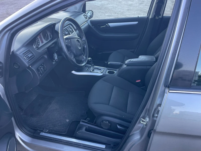 Mercedes-Benz A 200 АВТОМАТИК, снимка 9 - Автомобили и джипове - 53042151